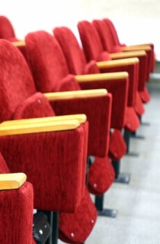 Sale cinema, sale convegni, eventi.L'impianto di ozonizzazione dell'aria è temporizzato per agire negli orari di chiusura