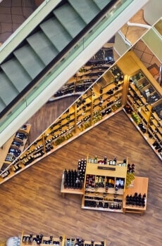 Impianti aria condizionata e trattamento aria per Supermercati, centri commerciali, alimentari, ingrosso e corsie detersivi.